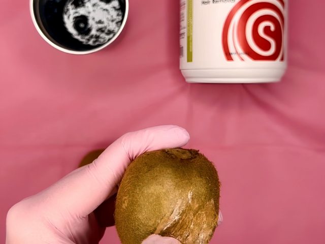 Sugaring or Waxing? A Kiwi Demo from SugaringNYC!