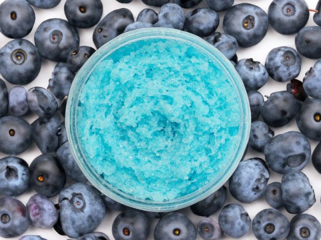 Why Exfoliate Between Sugaring Appointments?